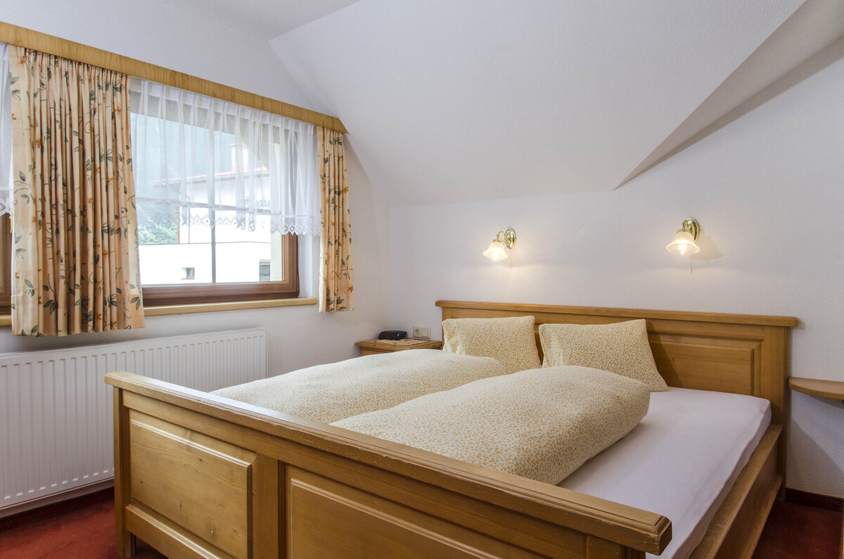  Cozy panoramic apartment in a traditional alpine style with a wonderful view – the entire 2nd floor&hellip;