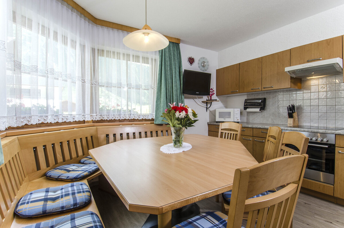  Cozy apartment with electric stove and oven, microwave, dishwasher, fridge, coffee machine and&hellip;